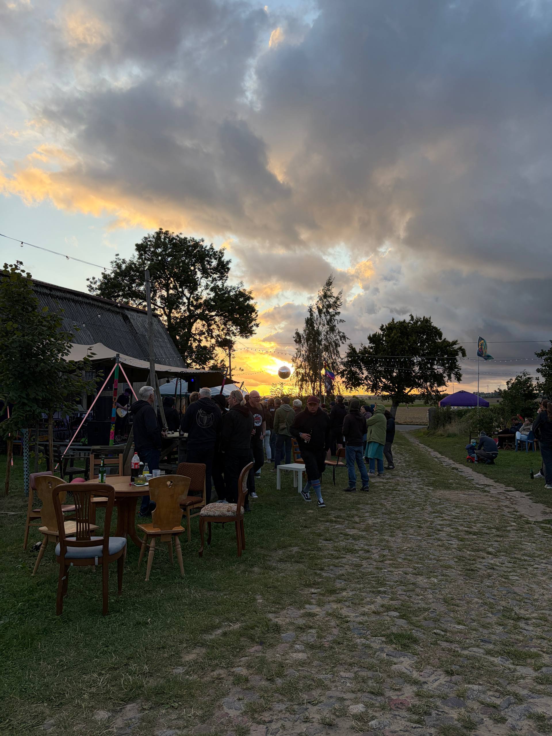 Discokugelsonnenfinsternis